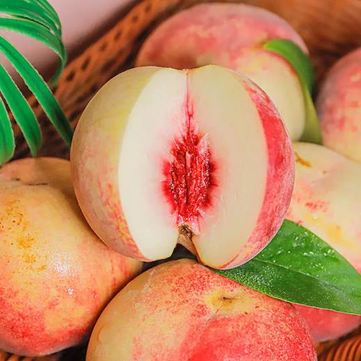 【普快发货】山东蒙阴金秋红蜜桃 毛桃 金秋蜜桃 皮薄肉厚 脆甜多汁 桃香四溢 4.5斤装 商品图1