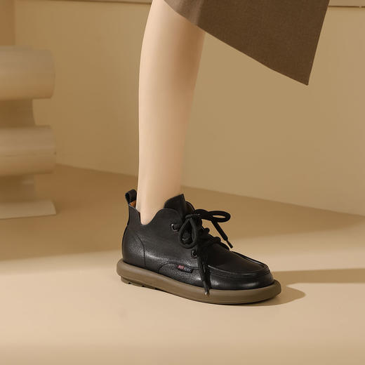 2023秋冬新款复古风牛皮系带踝靴舒适平底百搭短靴休闲靴T23DS44161 商品图1