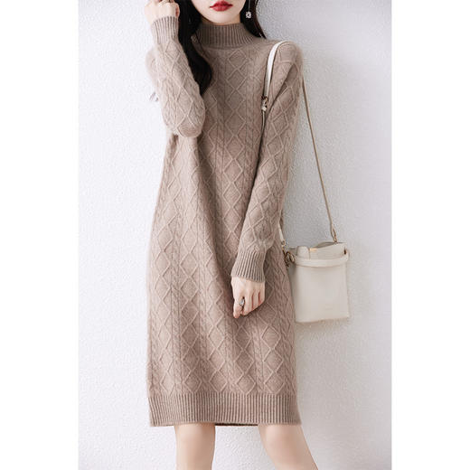 QHJY-JY876半高领羊毛针织连衣裙秋冬季中长款过膝麻花绞花加厚毛衣新款 商品图3