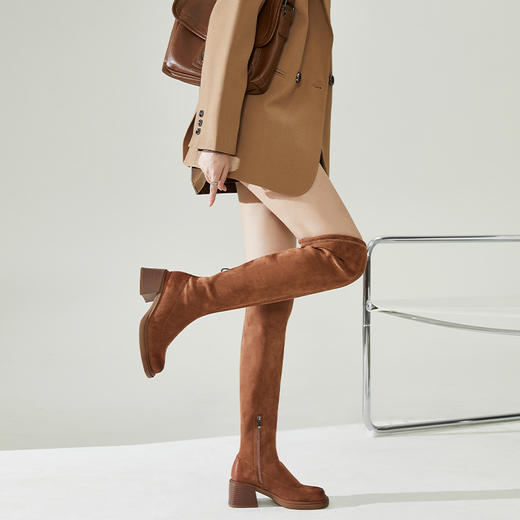 西遇超长过膝靴女新款秋冬显瘦弹力绒面长筒靴粗跟厚底长靴子D0034379 商品图1