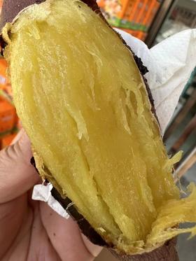 周三取货：【榴莲蜜薯整箱】一箱毛重4.5斤左右，酷似榴莲的口感，蜜蜜甜甜！