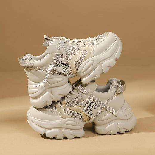 23年秋冬新款炫酷老爹鞋超轻感厚底增高系带运动女休闲鞋T23CM35981 商品图2