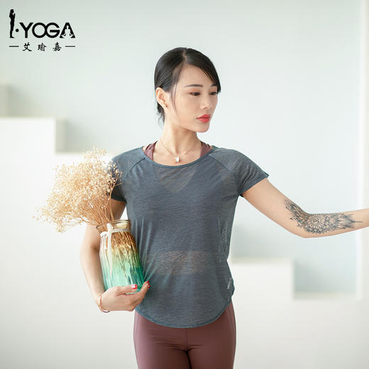 IYOGA艾瑜嘉2023夏季新款瑜伽轻薄罩衫T恤防蚊虫蛀虫纱面T038 商品图3