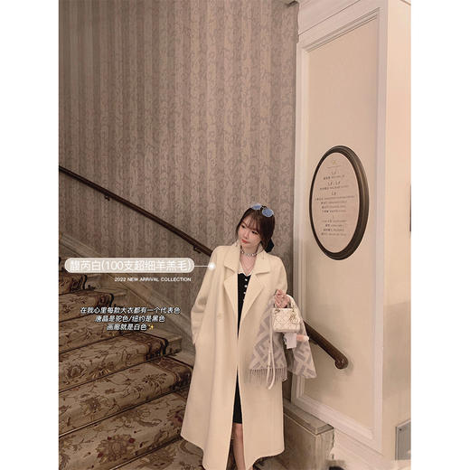 金蘑菇菇 黑标画廊/ 22首发狐狸绒 心中永远的神 大衣天花板 商品图4