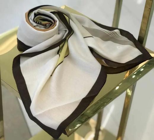 优品堂【花影摇曳】90方巾 商品图8