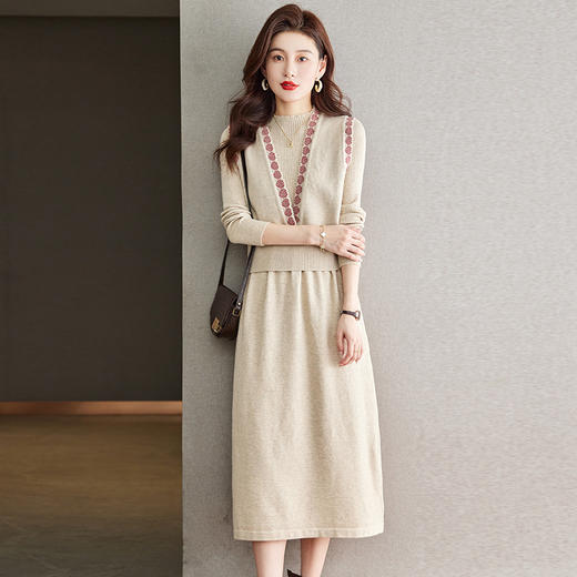 气质收腰修身针织连衣裙，马甲配毛衣裙子两件套CC-22-8285 商品图0