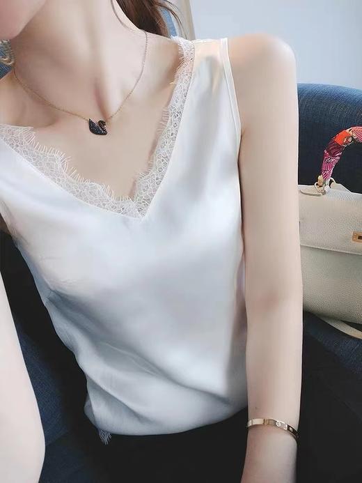 B7001       气质吊带蕾丝拼接内搭西装背心（蕾丝边有差异，特价不退换） 商品图0