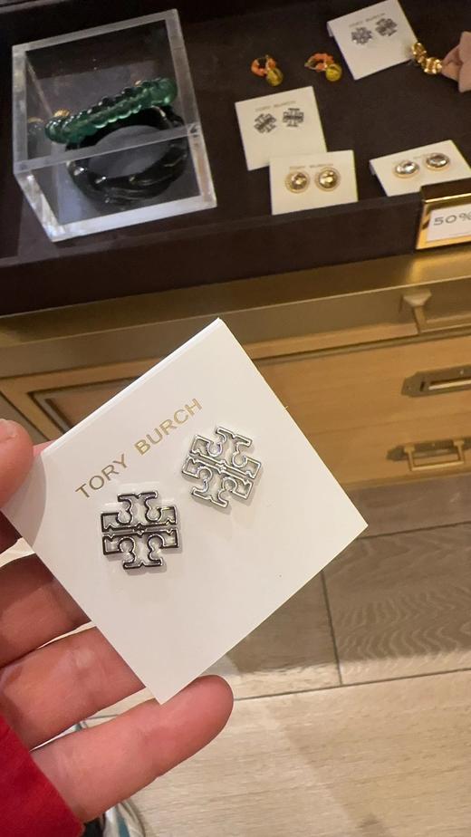 Tory Burch/TB女士经典镂空logo耳钉！美国代购，无中文标签，介意慎拍 H 商品图2