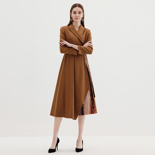 EITIE爱特爱冬季新款时尚修身经典翻领百褶A字裙摆拼接连衣裙7207922 商品图1