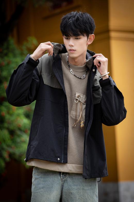 W332172819拼接连帽夹克 商品图1