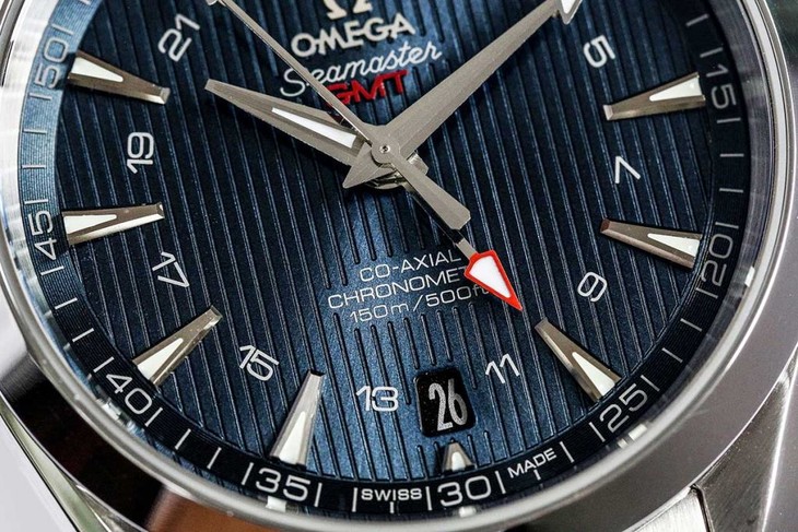 VS厂欧米茄海马系列150米GMT蓝盘复刻腕表细节评测