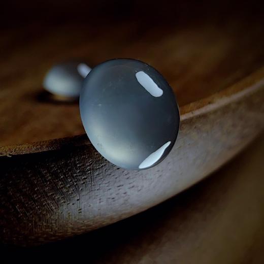 翡翠玻璃种白钢大蛋面 商品图4