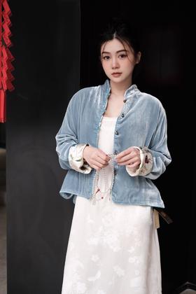 微瑕秒杀| 盛唐牡丹 |真丝丝绒浅蓝短上衣[特价品](特殊商品不退不换)