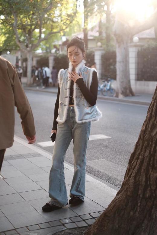 盛唐牡丹 |重磅真丝手推绣水貂毛立领对襟夹棉马甲 商品图3