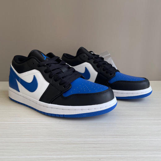 秋冬特惠💰390 纯原版本 # Air Jordan 1 Low 黑白蓝脚趾 AJ1乔1低帮休闲板鞋 商品图5