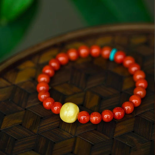 天然南红玛瑙蜜蜡手串 商品图3