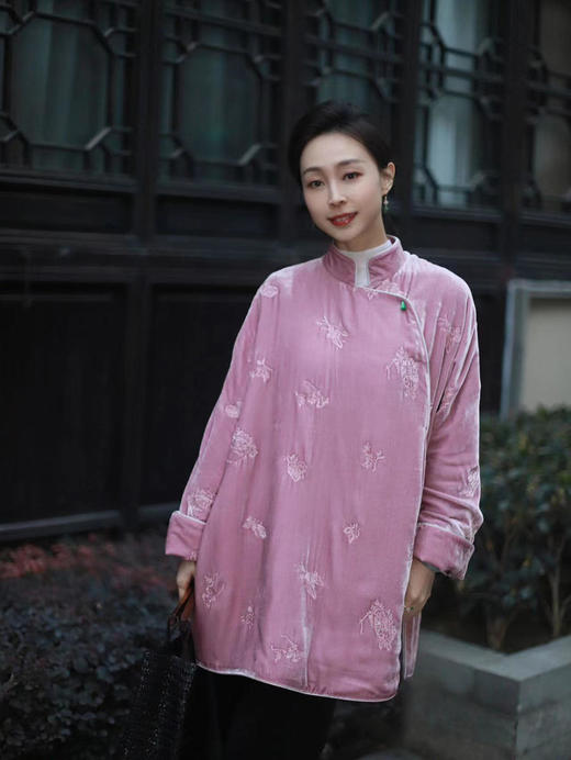 下架不再制作了//盛唐牡丹 |真丝丝绒绣花斜襟上衣 (夹棉) 商品图1