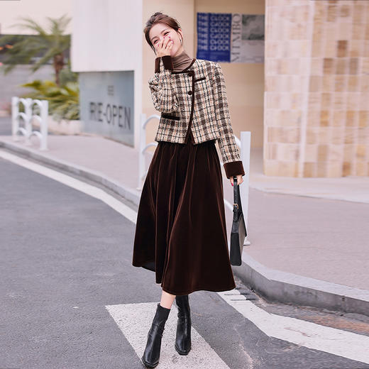 优雅个性，小香风含羊毛外套配丝绒半裙两件套HR-SYY2522 商品图6