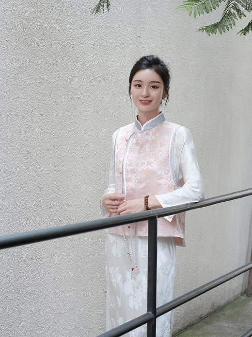 盛唐牡丹 |花锦缎喜鹊缠枝纹马甲/正反两穿 商品图5