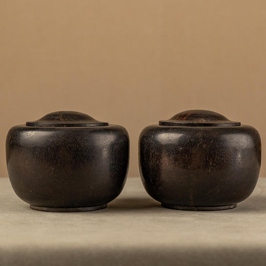 清早期 紫檀一木整挖围棋罐（一对） 商品图0