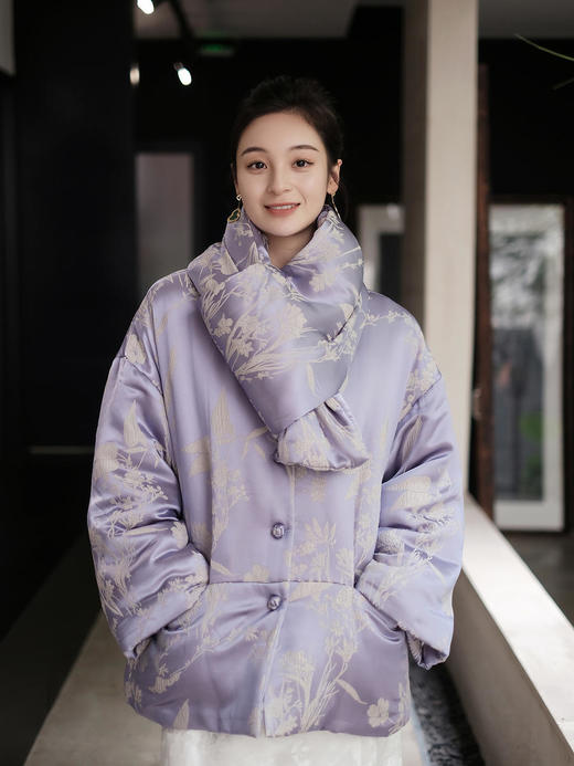盛唐牡丹|真丝提花蕙兰纹夹绵棉服(配围巾) 商品图1