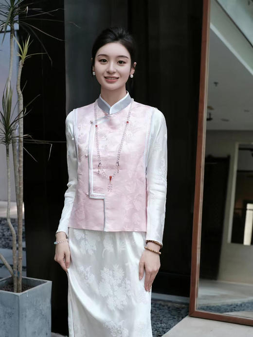 盛唐牡丹 |花锦缎百蝶偏襟马甲 商品图0