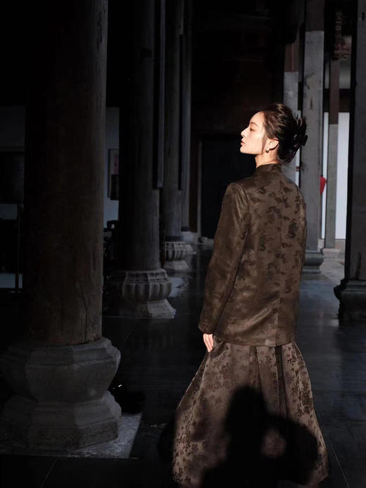 盛唐牡丹 |香云纱斜襟女上衣 商品图4