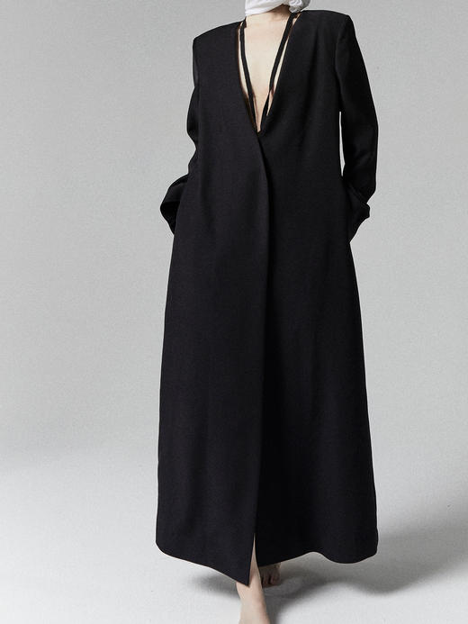 ranyepersonal｜coat 垫肩低胸系带后网纱拼接宽松西装大衣  [ 黑LELUXE22CO02 ] 商品图0