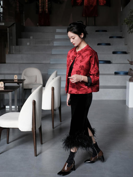 盛唐牡丹 |朱樱红蝶恋花漳绒外套 商品图2