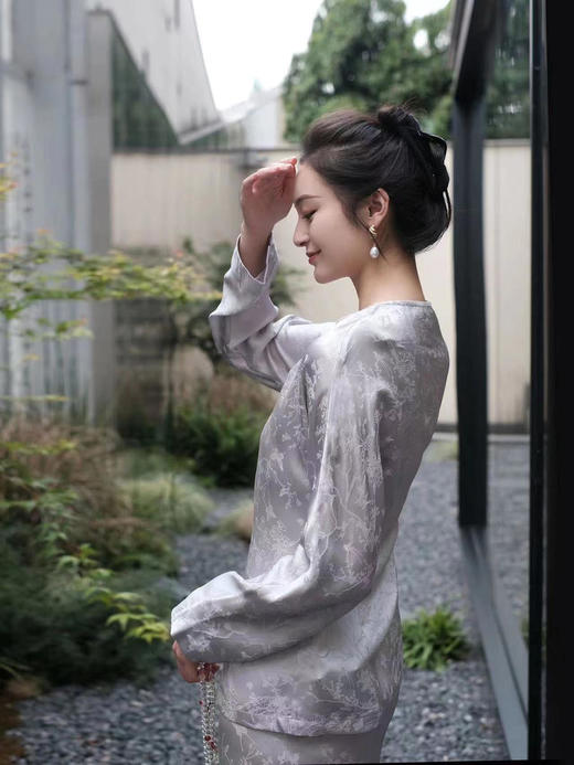 盛唐牡丹 |真丝提花缠枝喜鹊纹上衣 商品图2