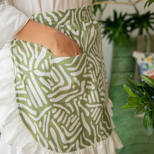 波浪几何半身围裙厨房家用新款超好看围裙 商品图0