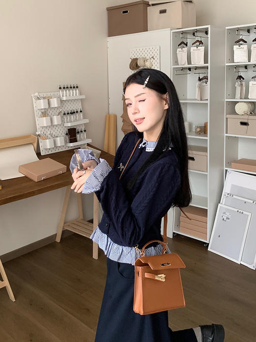 鹿向南开衫 商品图2