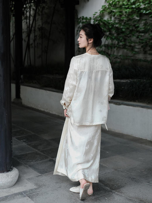 盛唐牡丹 | 真丝提花花香引蝶一片式半裙(不夹棉) 商品图3