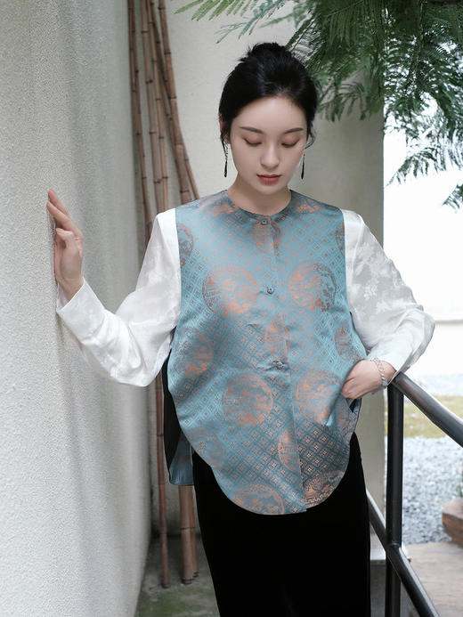 盛唐牡丹 |忆鹿华亭花锦缎双面穿马甲 商品图2