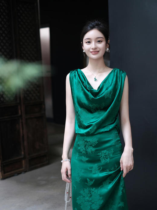 盛唐牡丹 |真丝梅兰竹菊荡领长裙 商品图0