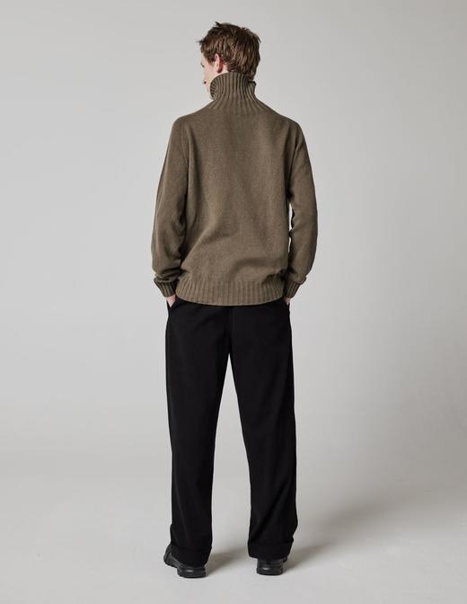 Margaret Howell  男士月桂绿高领羊绒衫 商品图2