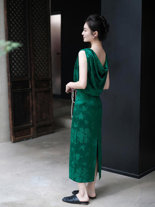 盛唐牡丹 |真丝梅兰竹菊荡领长裙 商品图3