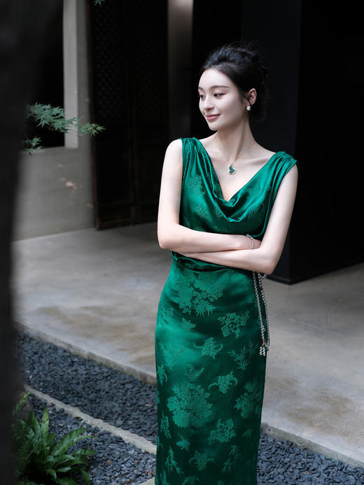 盛唐牡丹 |真丝梅兰竹菊荡领长裙 商品图2