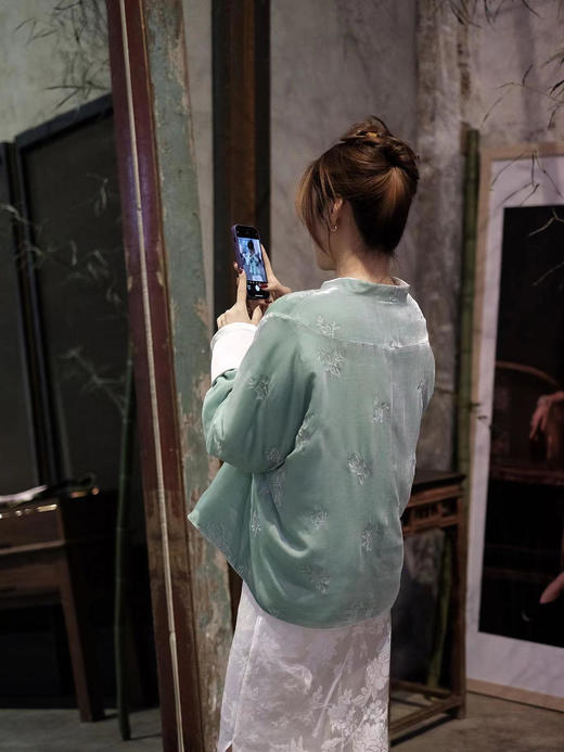 盛唐牡丹|双面穿丝绒绣花对襟外套(夹棉) 商品图4