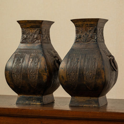 清 铜兽面蕉叶纹环耳方尊（一对） 商品图4