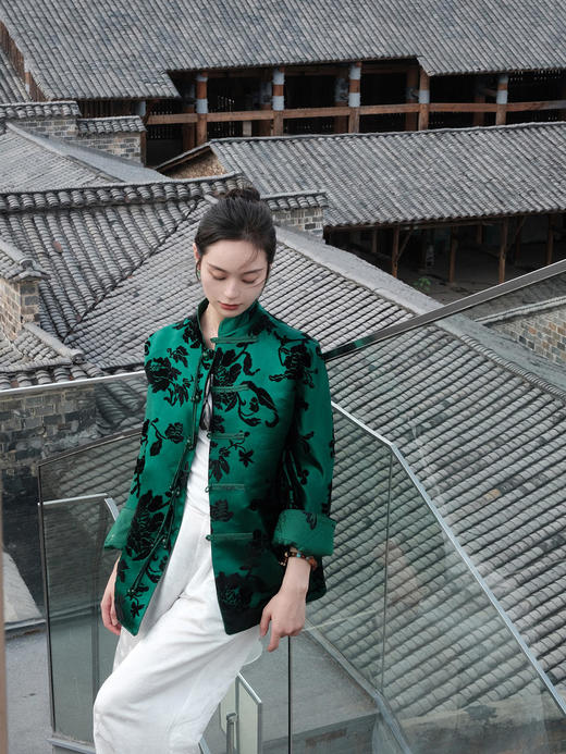 瑕疵|盛唐牡丹 |真丝漳绒祖母绿对襟外套[特价品](特殊商品不退不换) 商品图9