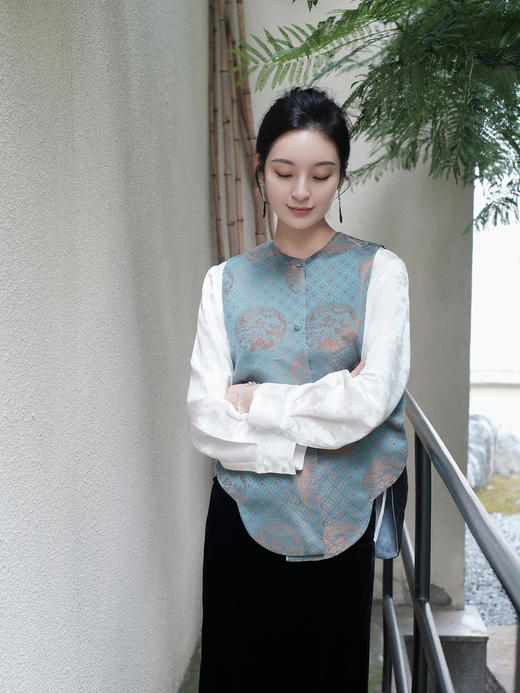盛唐牡丹 |忆鹿华亭花锦缎双面穿马甲 商品图3