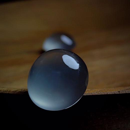 翡翠玻璃种白钢大蛋面 商品图0