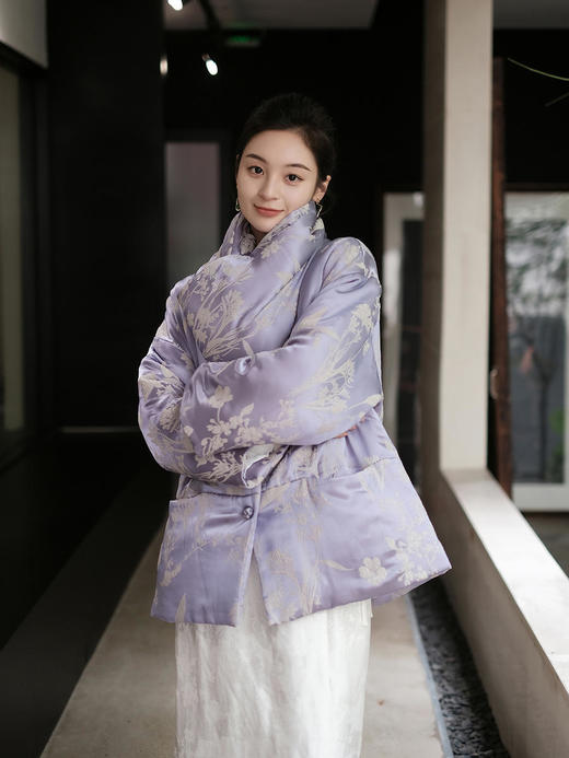 盛唐牡丹|真丝提花蕙兰纹夹绵棉服(配围巾) 商品图7