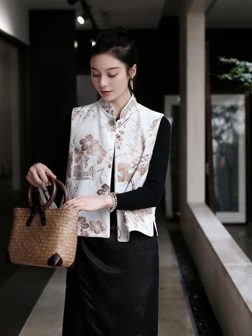 下架|盛唐牡丹 |真丝丝绒烫银对襟马甲 (四色可选) 商品图10