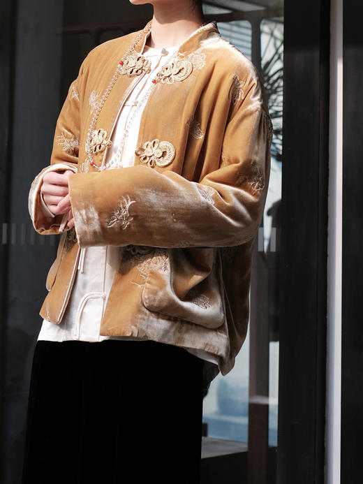 盛唐牡丹 |丝绒绣花大花扣夹棉外套 商品图11