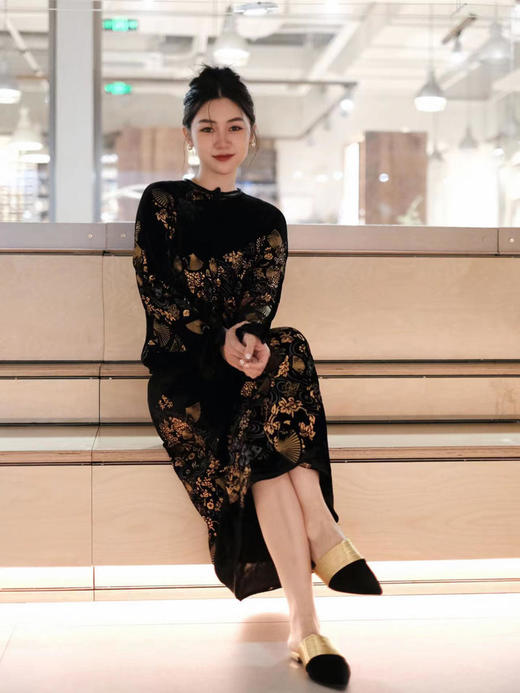 盛唐牡丹 |丝绒烫金改良旗袍裙 商品图9