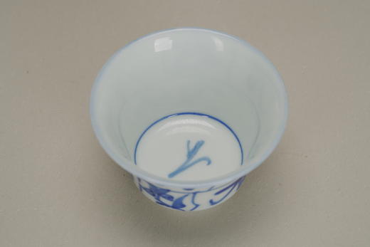 皇窑丨青花刀子纹马蹄杯 商品图4