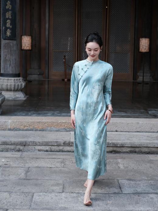 微瑕秒杀| 盛唐牡丹 |水蓝芙蓉花真丝提花斜襟旗袍裙[特价品](特殊商品不退不换) 商品图2