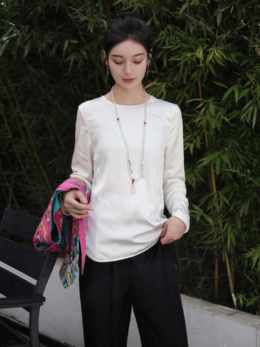 盛唐牡丹 | 真丝绸缎圆领上衣 商品图0